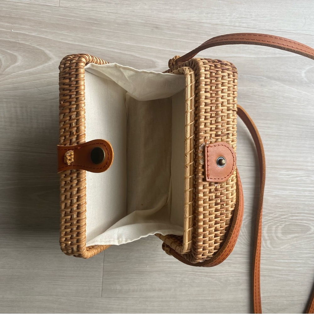 Woven Rattan Wicker Straw Crossbody Basket Purse Gem